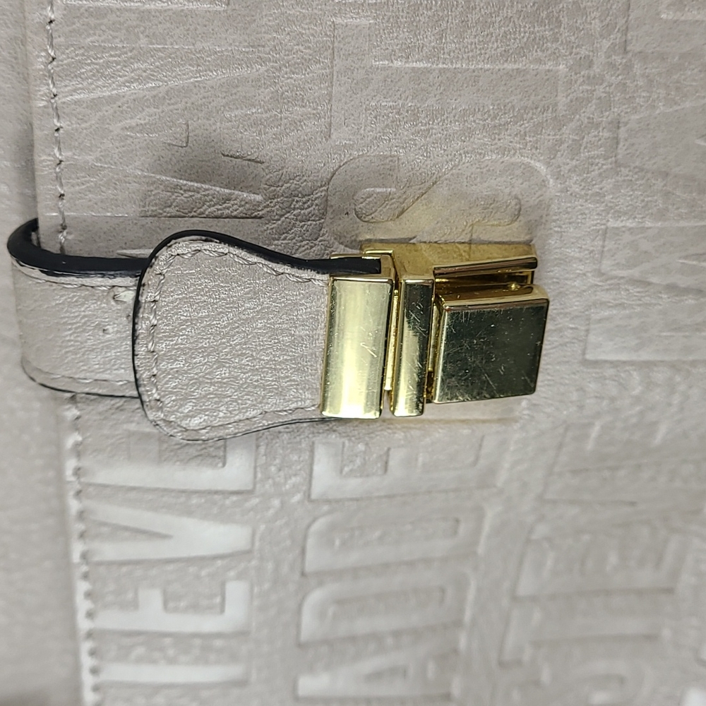 Steve Madden Purse - Picture 3 of 16